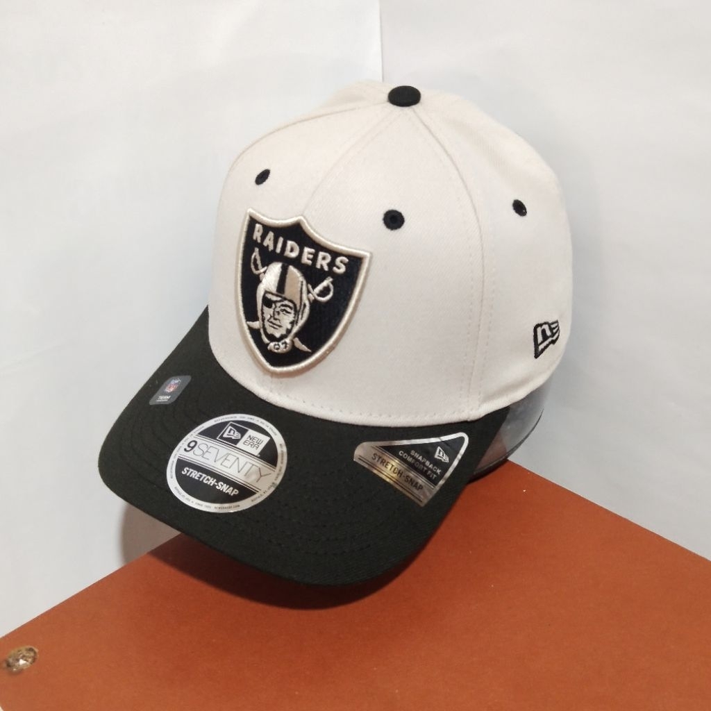 Topi New Era Original 100% 9Seventy NFL Las Vegas Raiders Dual Tone Black/Stone New