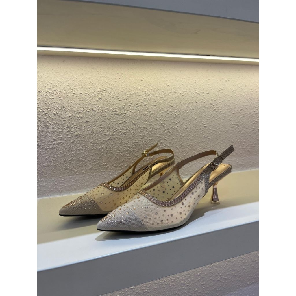 311-206 Heels Wanita 4 cm Tali belakang VALERiE SHOES