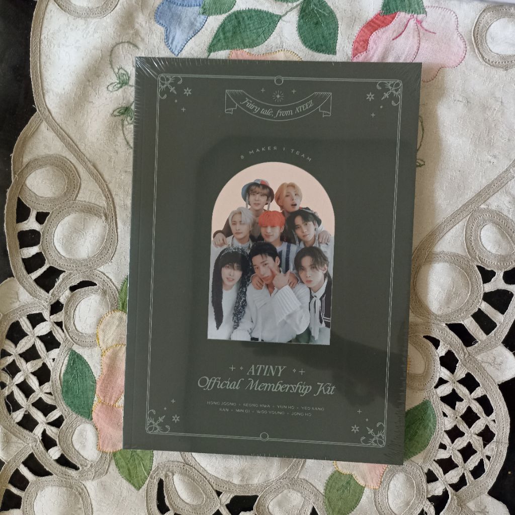 ATEEZ Photobook 4th membership kit fanclub atiny pb atz memkit