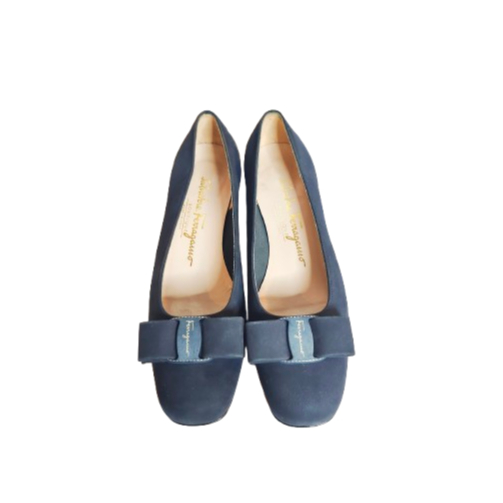 S*lvatore Ferragamo Vara Pump Navy Suede Heels –Authentic Preloved