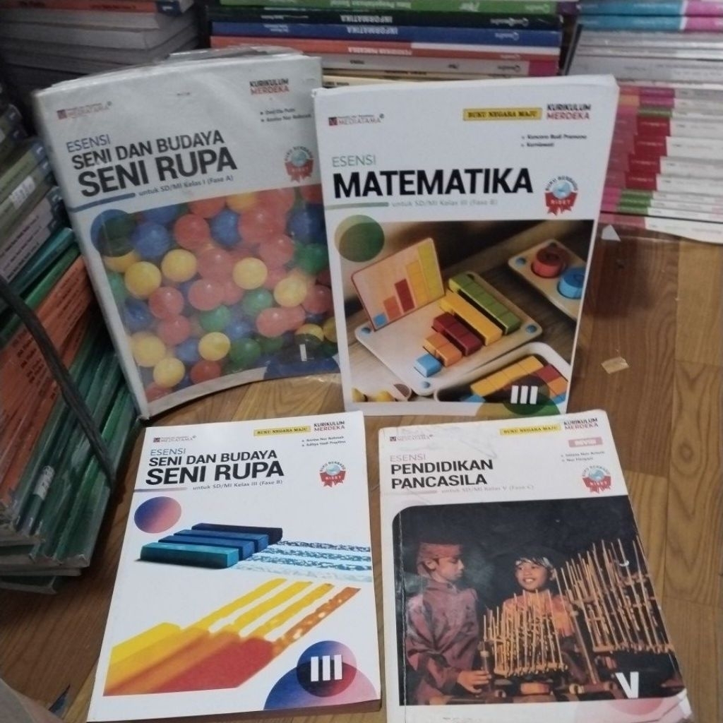BUKU ESENSI SD KURIKULUM MERDEKA KELAS 1,2,3,4,5,6 MEDIATAMA - Matematika Bahasa Indonesia Ipas Pend