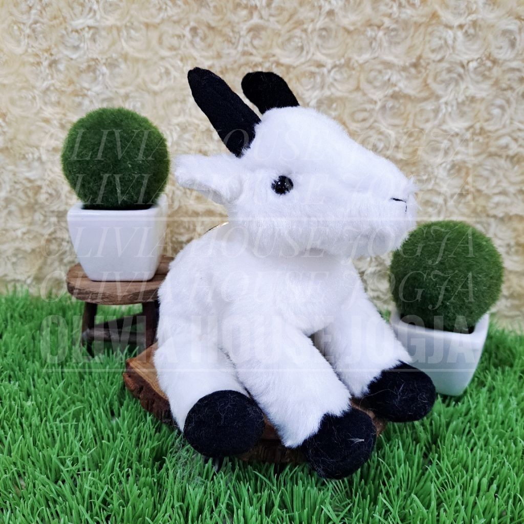 Gantungan Kunci Kambing Putih Tanduk Hitam Gantungan Boneka Std Kambing Tanduk