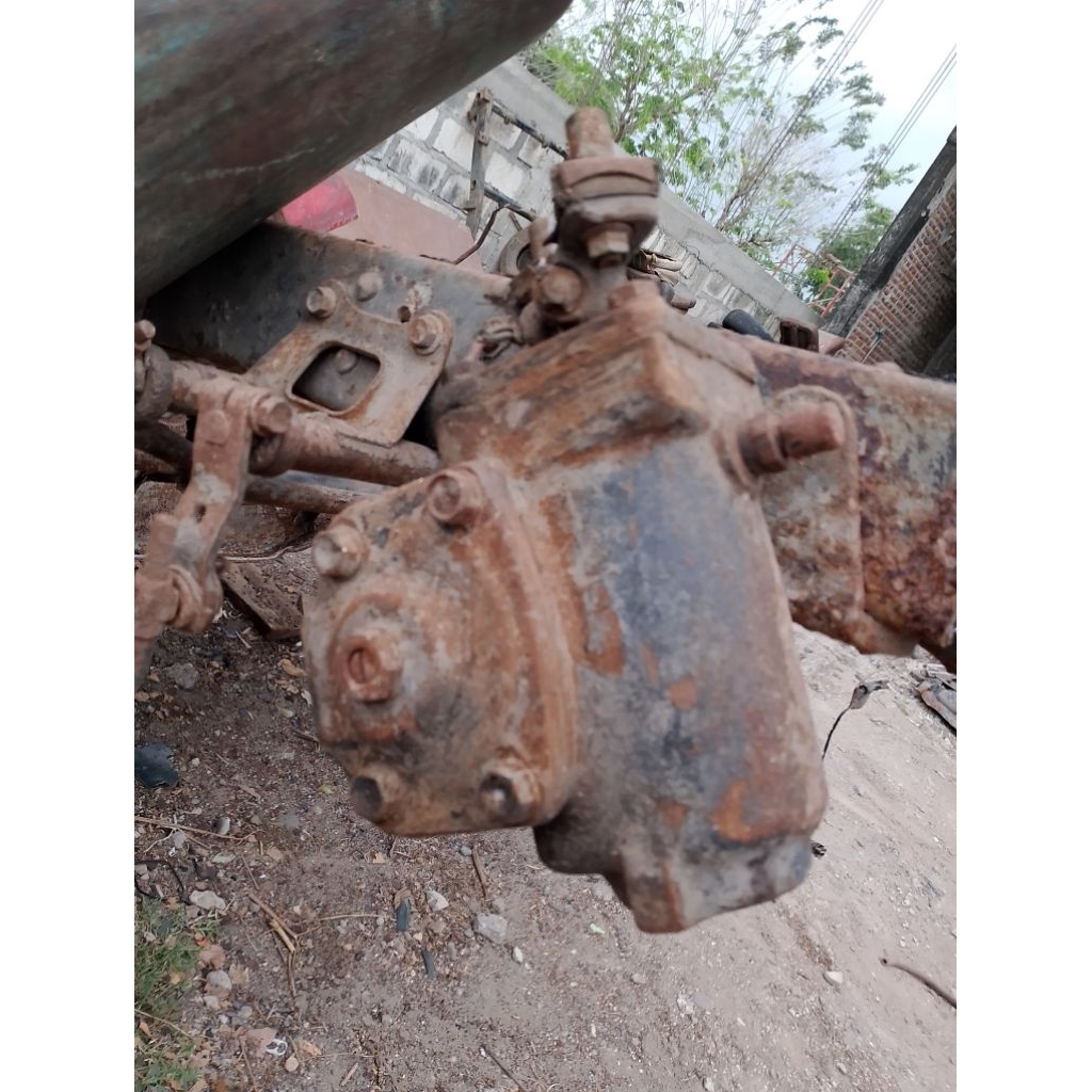 Worm/ borem Hiace old lama