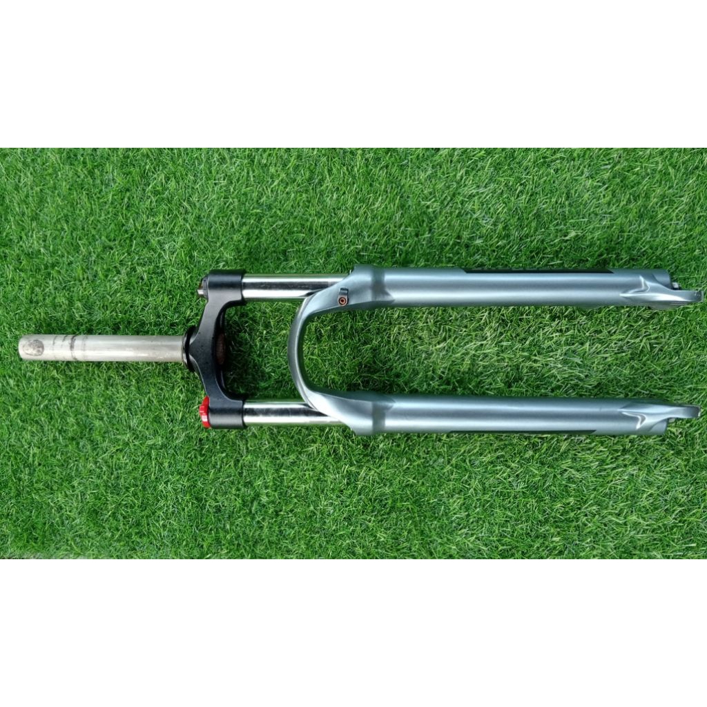 Fork lockout Avand Factor one 27.5 lockout