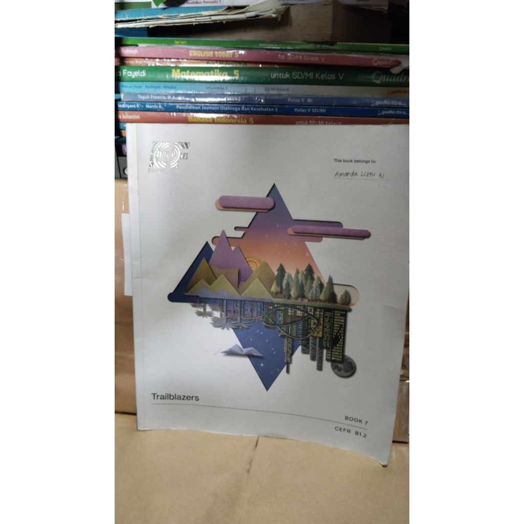 BUKU EF TRAIBLAZERS BOOK 7
