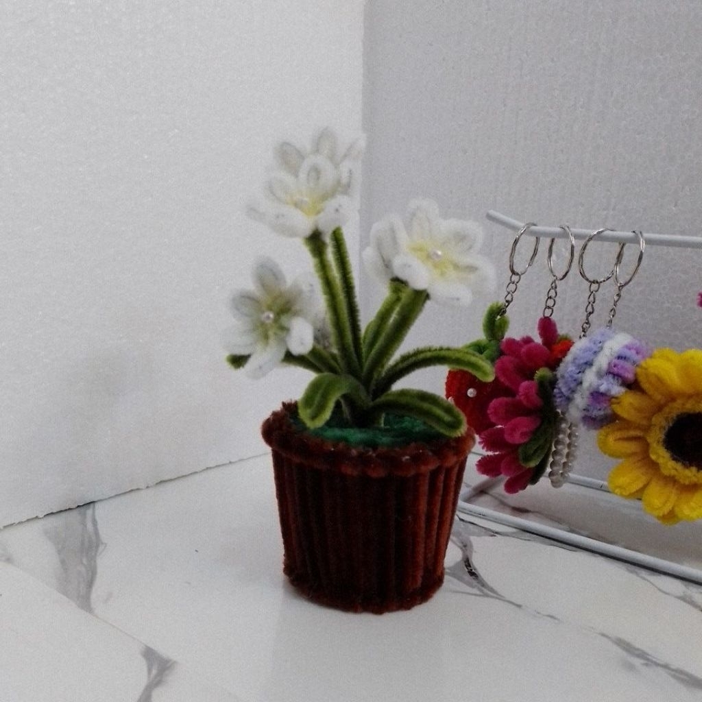 BUNGA DAISY PUTIH 7 tangkai ( Bisa request warna) KAWAT BULU MERCY