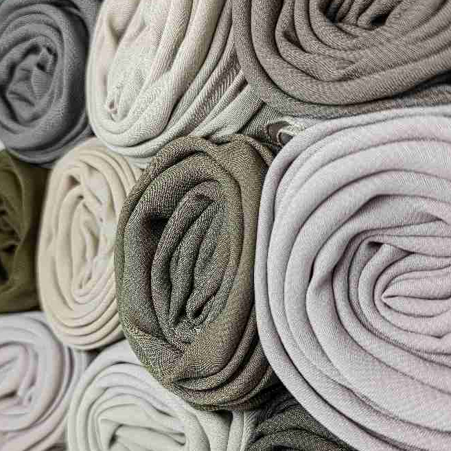 Lasarsa - Hijab PollyCotton Scarf Premium Segi Empat Polos