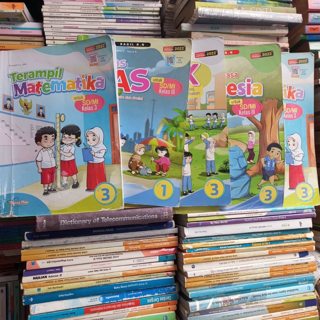 Buku Bekas Tangkas PJOK, Terampil Berbahasa Indonesia, Terampil Matematika, Cerdas Ipas. SD MI Kelas