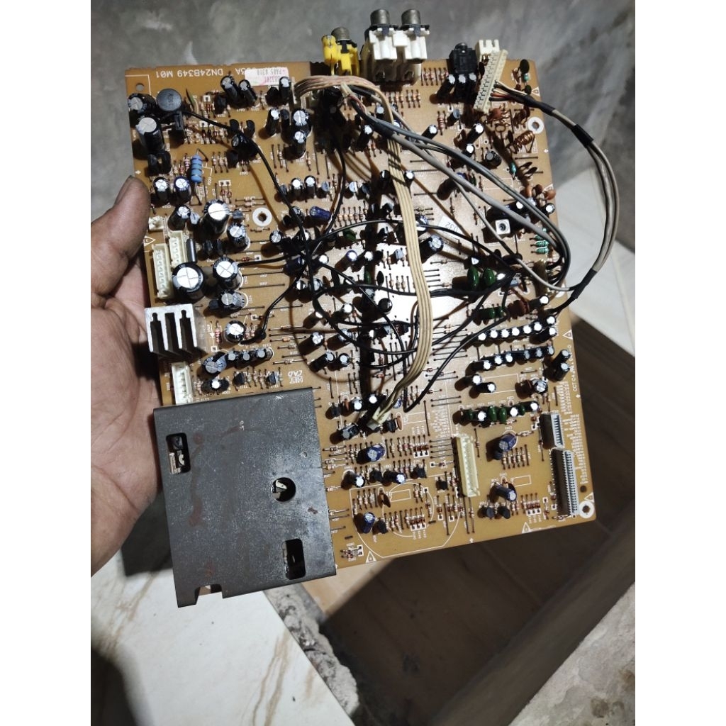 MAINBOARD PAPAN TENGAH POLYTRON BIG BAND 3201 PIN 22