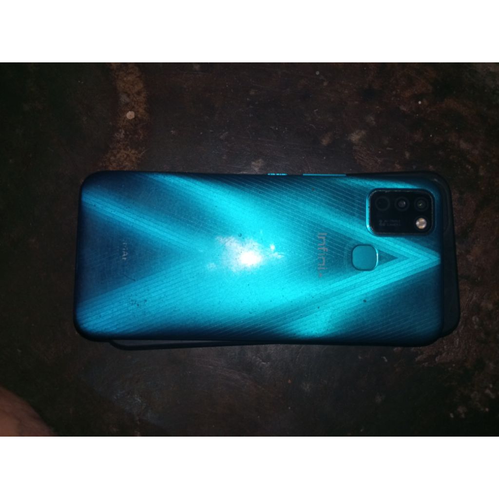 Infinix smart 5 ram 2/32 minus sehelai