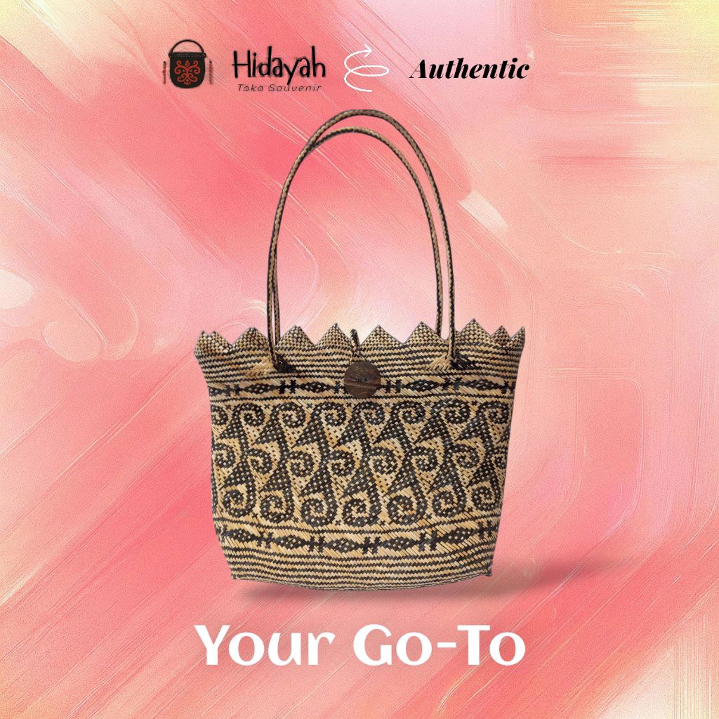 Tas Rotan Etnik Dayak Khas Kalimantan Tengah (dengan kancing, tanpa poring)