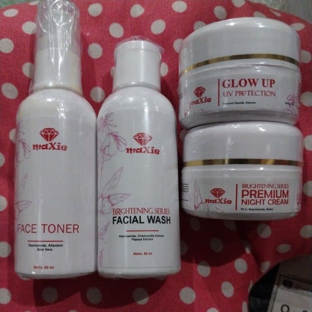 Maxie Glow Skincare kemasan baru Original Bpom