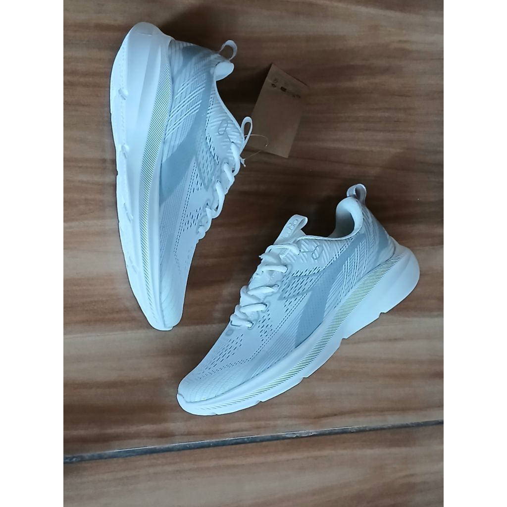 sepatu sport pria diadora original moyra putih grey cakep