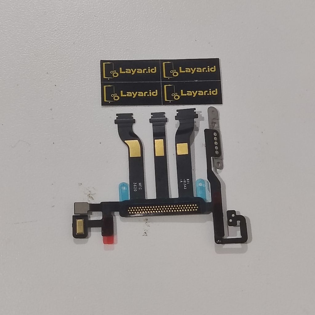 FLEKSIBEL LCD IWATCH3 38MM GPS ORIGINAL