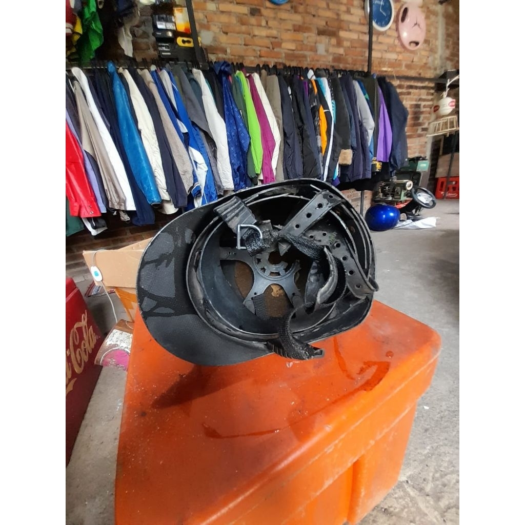 bahan helm dmi 65rb jadul antik vintage display lawas kuno