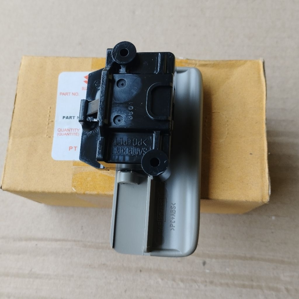 HANDEL LACI MOBIL SUZUKI APV WARNA CREAM, ORIGINAL SGP.