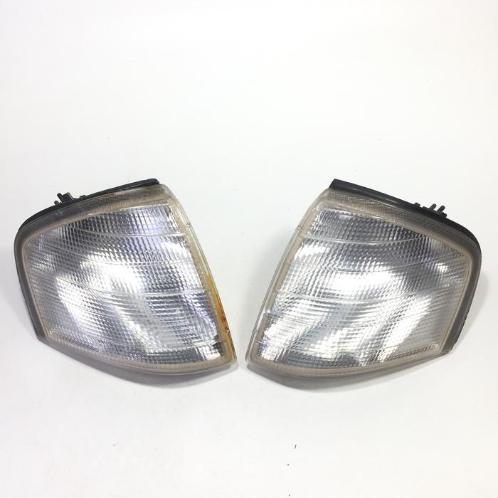 Lampu Sein Sen Mercedes Benz C Class W202 1993-2000 Original Bosch 1 Set