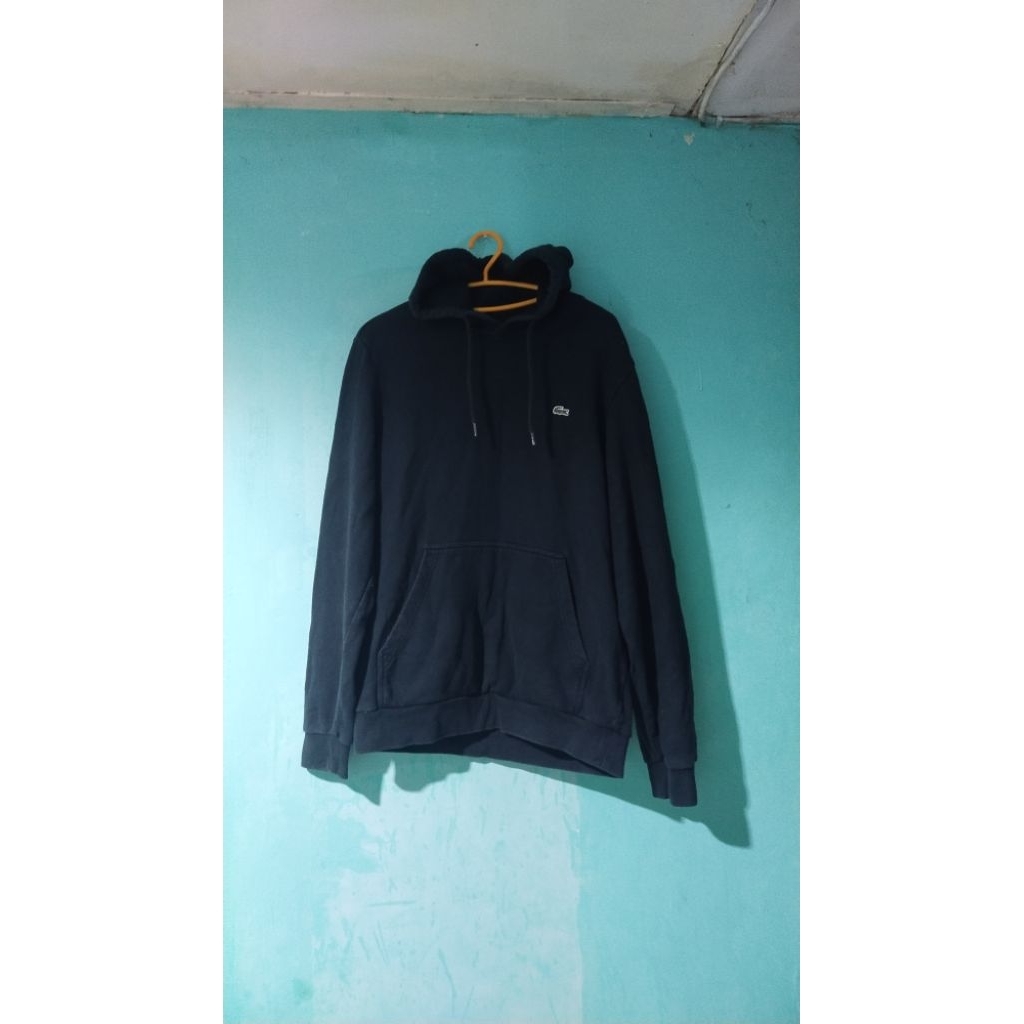 Hoodie Lacoste hitam original size 4