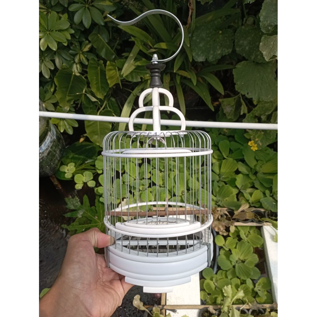 sangkar Cungkok mini D16cm bahan PVC ruji galvanis alas akrilik hitam