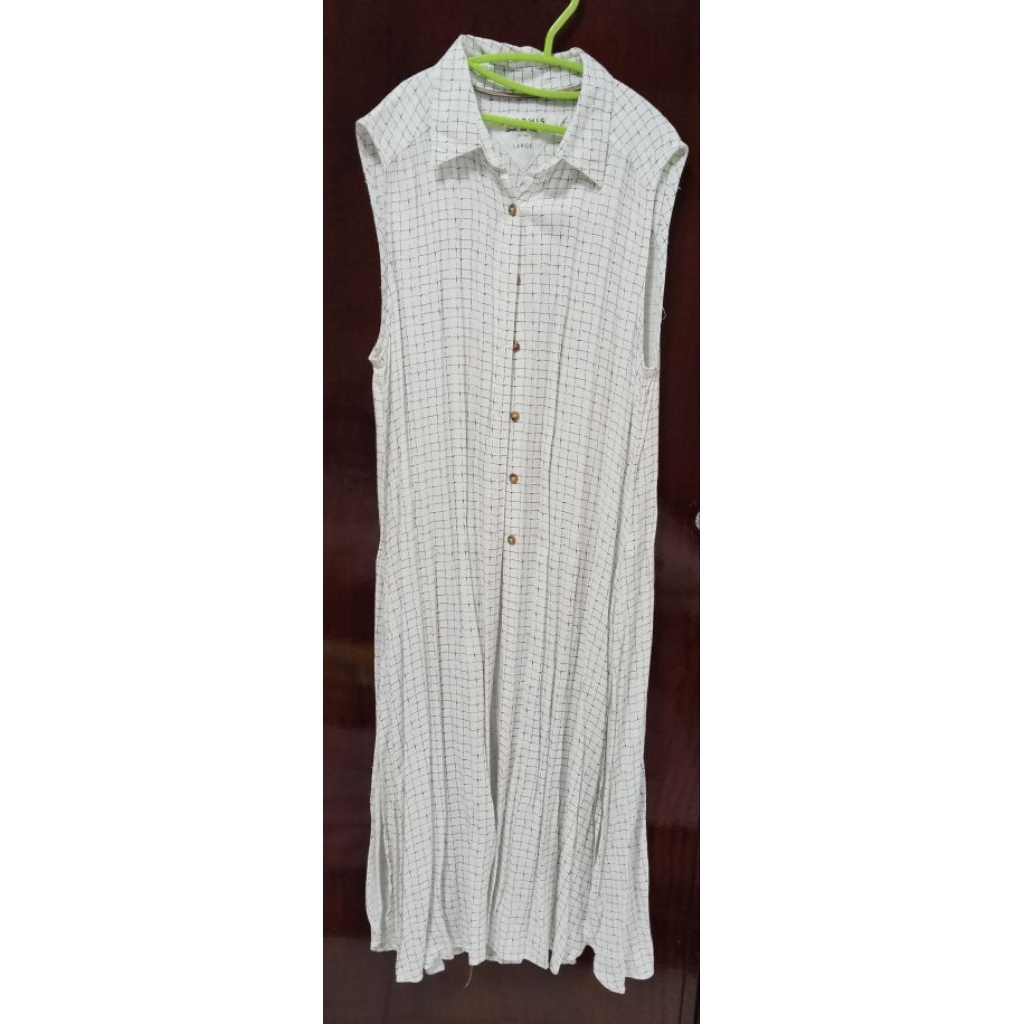 Prelove Outer Wanita merk Graphis