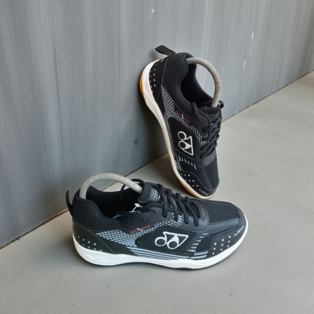 sepatu voli bulutangkis pria wanita ukuran 36-44