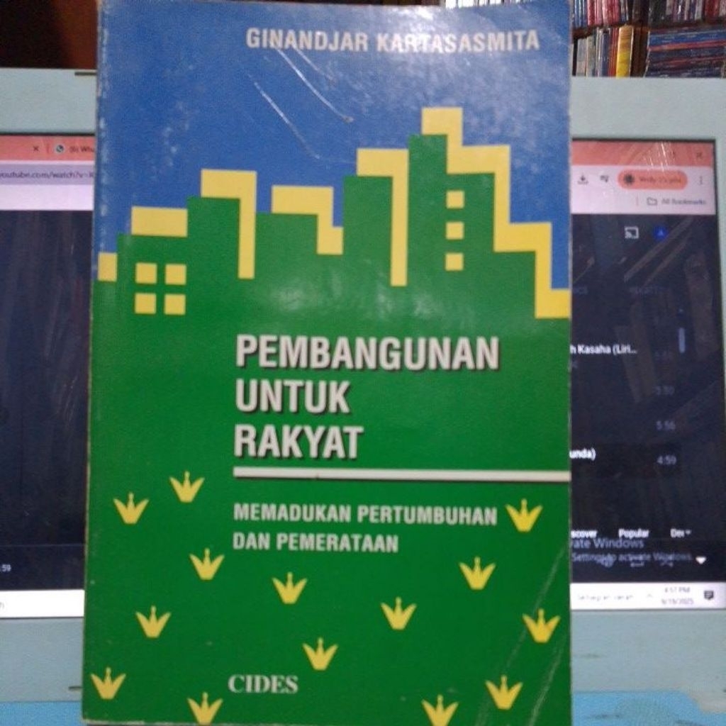Buku Pembangunan Untuk Rakyat -Ginandjar Kartasasmita