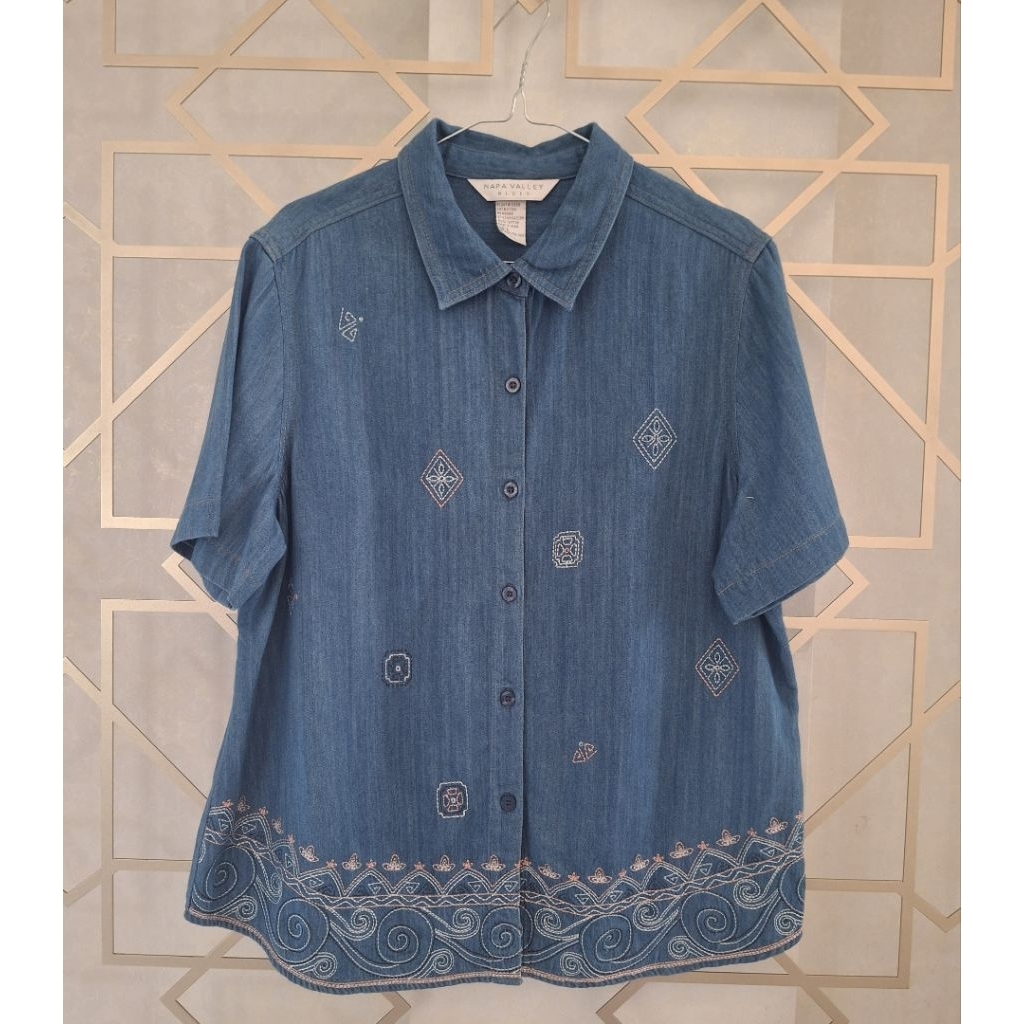 ALYSSA Denim Shirt || Kemeja Denim || Kemeja Denim Wanita || Kemeja Denim dengan Bordir || Kemeja De