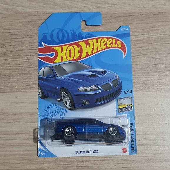 Hot Wheels 06 Pontiac GTO
