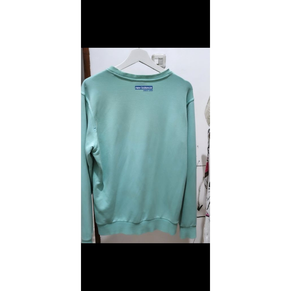 Sweater New Balance Original Unisex – Crewneck Sweatshirt Lengan Panjang