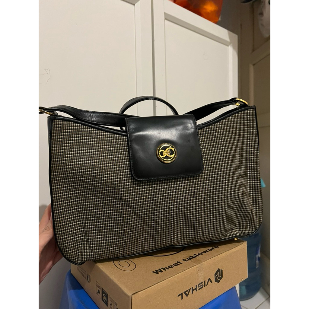 Capacci Shoulder Bag