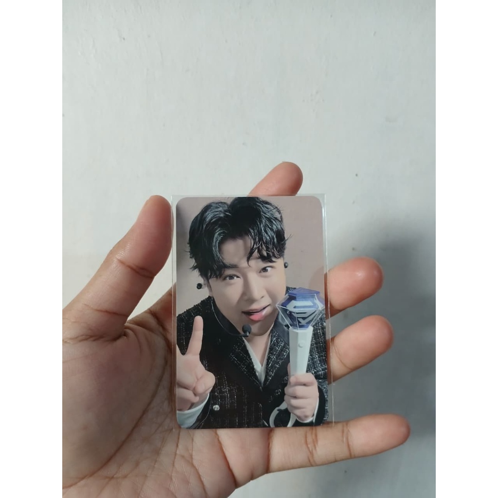 [OFFICIAL] Photocard Lightstick Superbong Ver 2 PC Super Junior - Shindong