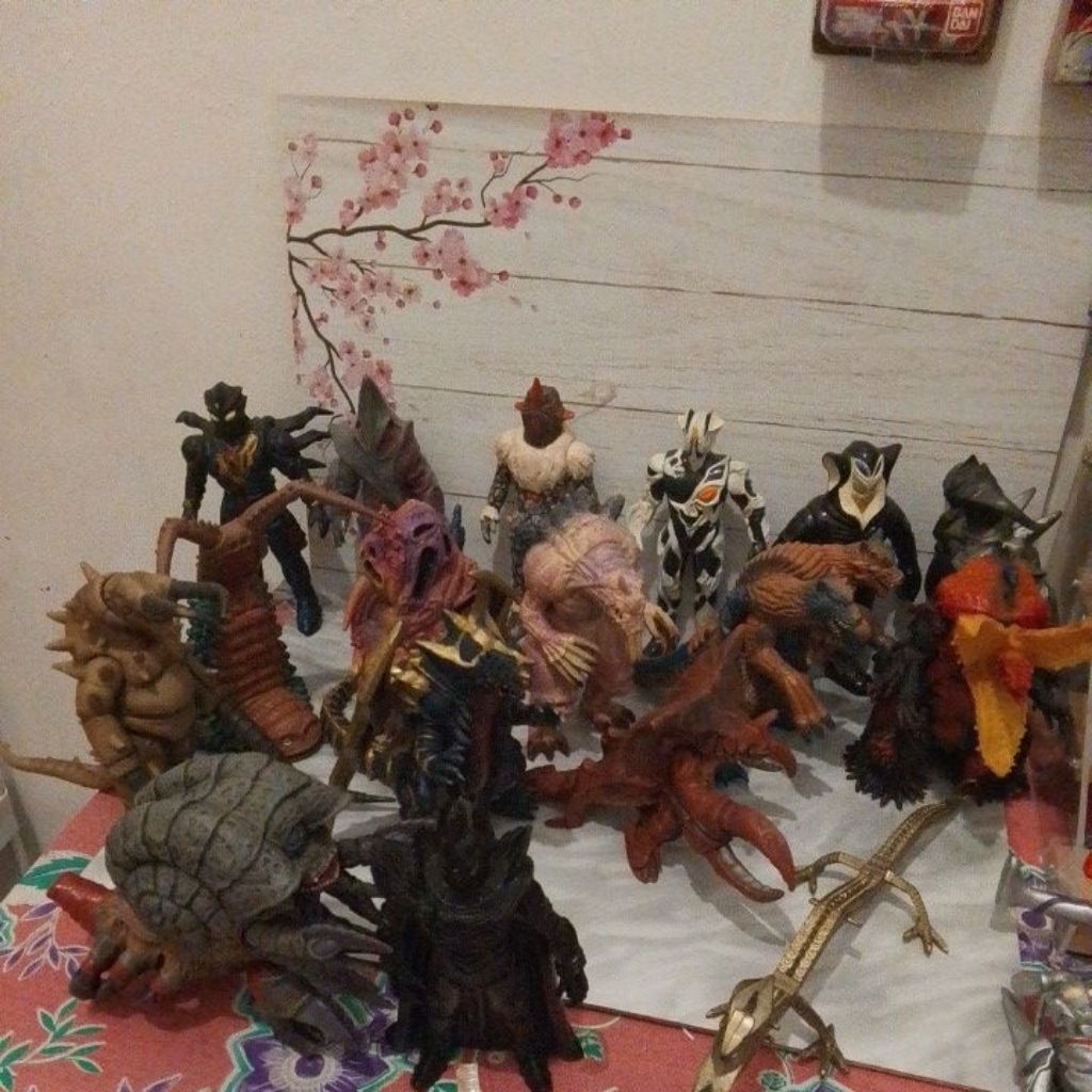 Kaiju Ultraman Original Bandai UMS | SOFUBI