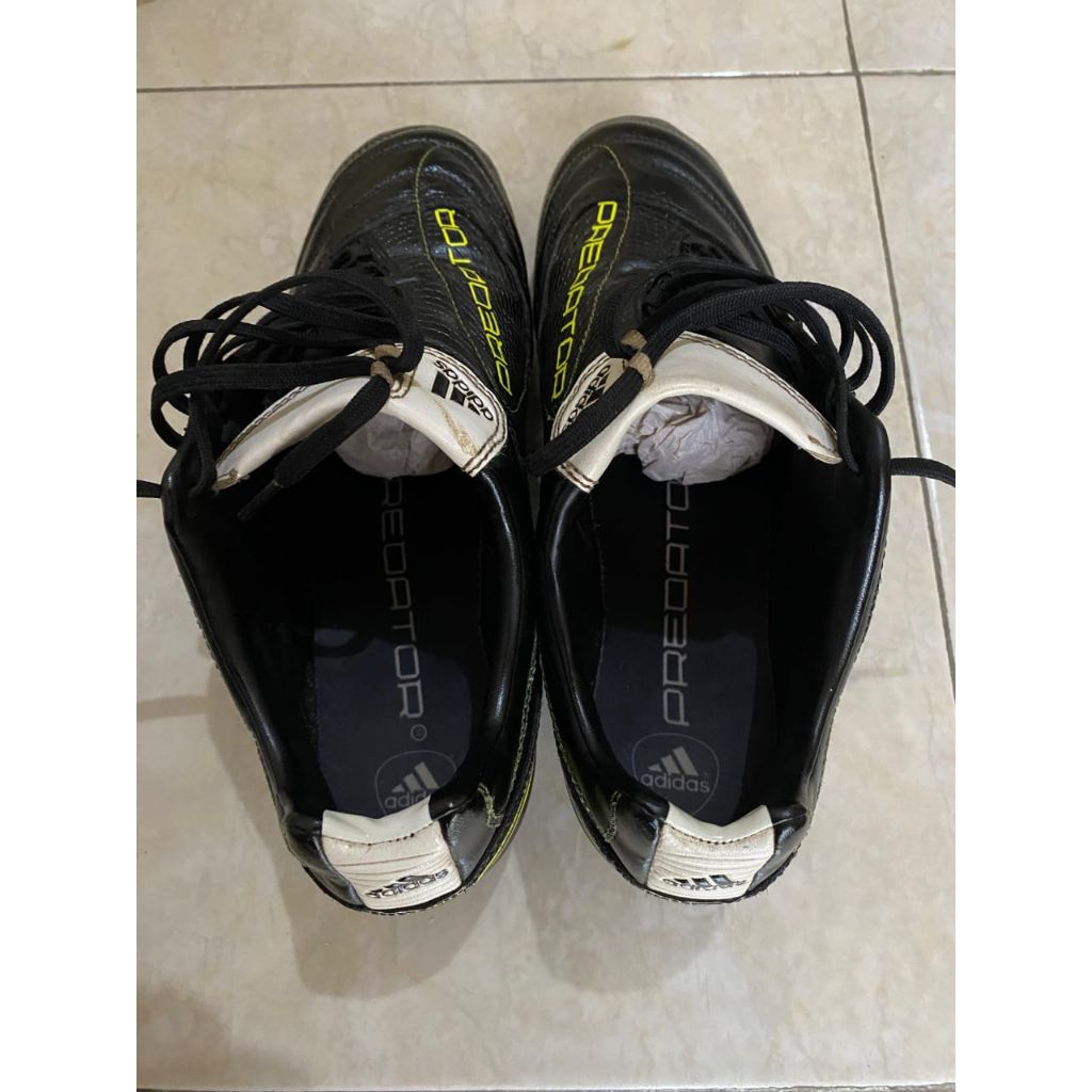 sepatu bola Adidas predator x fg original42