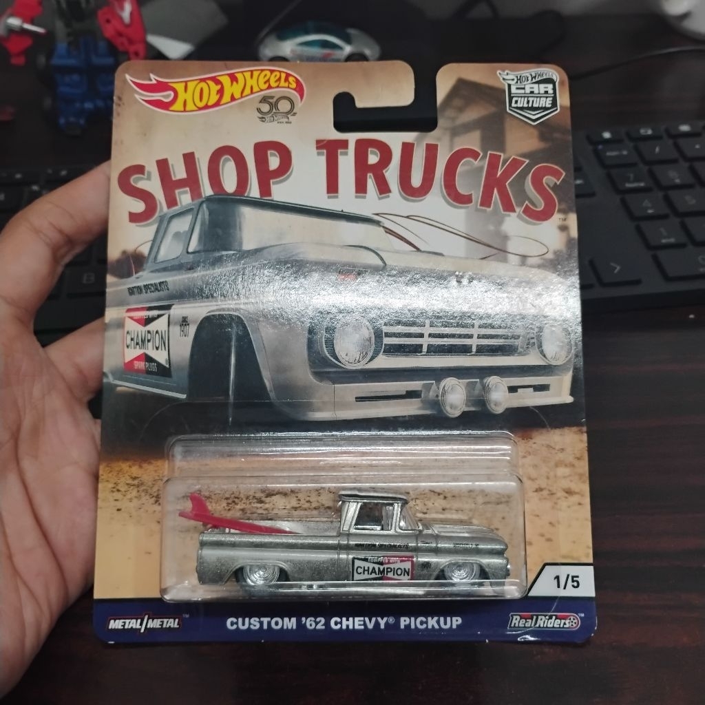 Hot wheels custom 62 Chevy pickup