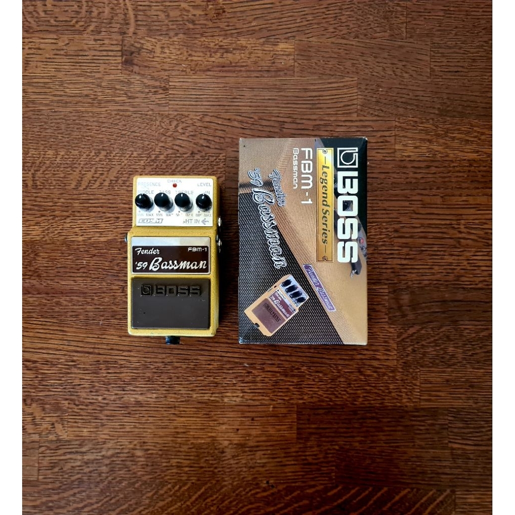 BOSS FENDER BASSMAN