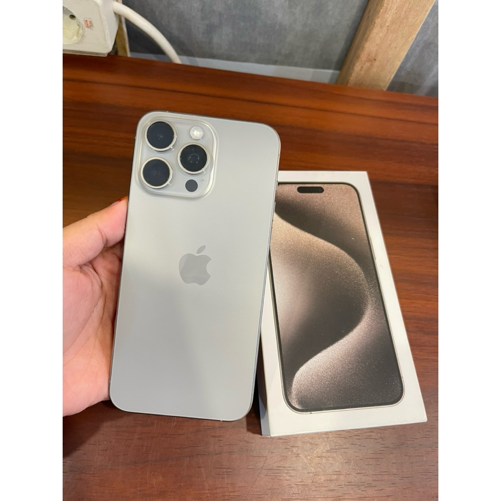 second iphone 15pro max 512 Dual sim Natural | Second