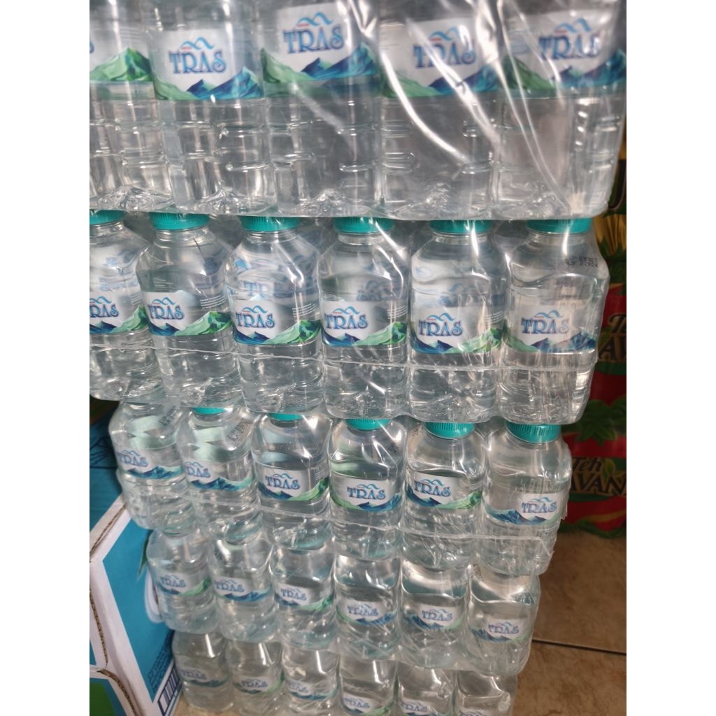 TRAS air mineral kemasan botol 220ml