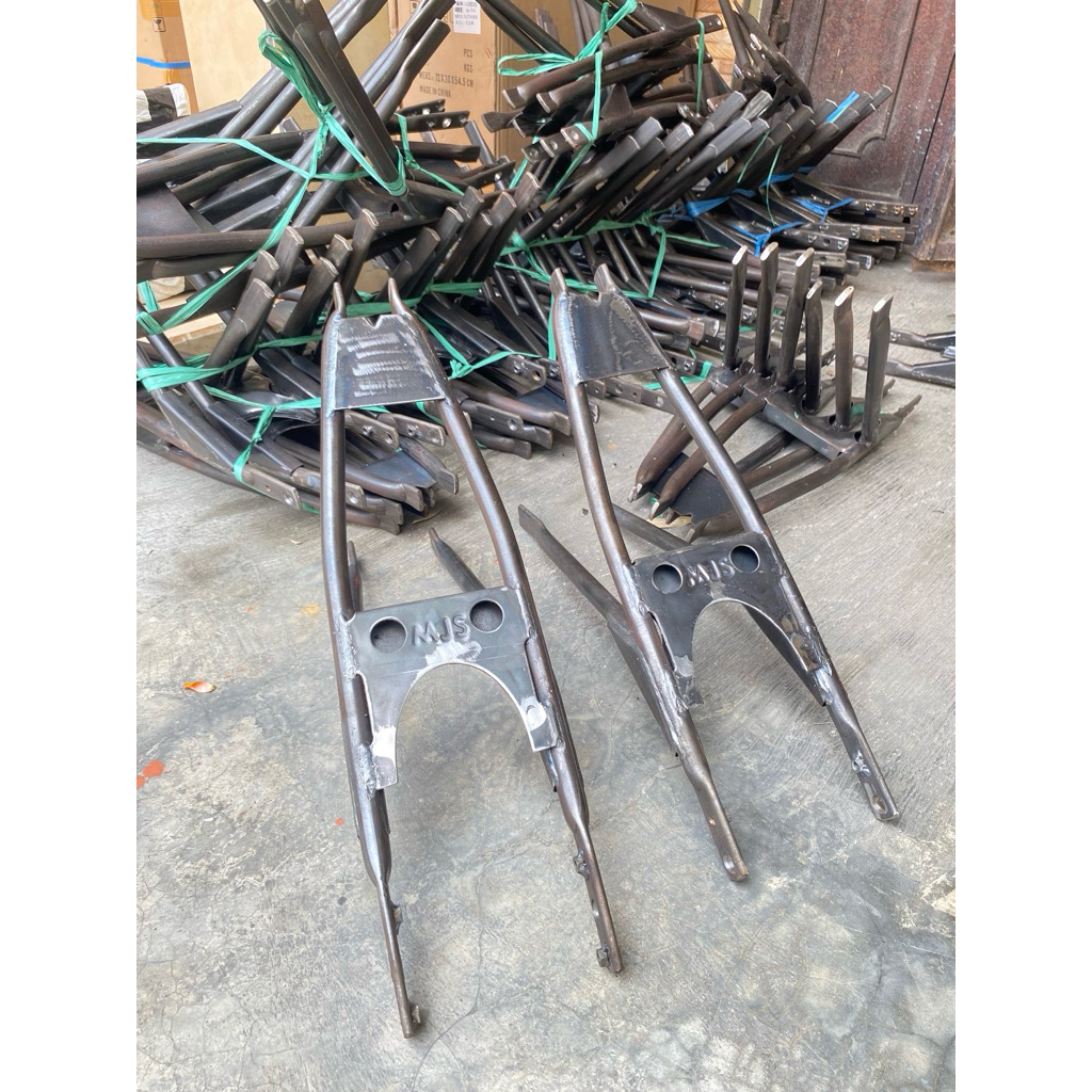 RANGKA BELAKANG CB GL100 ORIGINAL MJS NGANJUK RANGKA BELAKANG CB MJS RANGKA GL100 MJS RANGKA MJS NGA