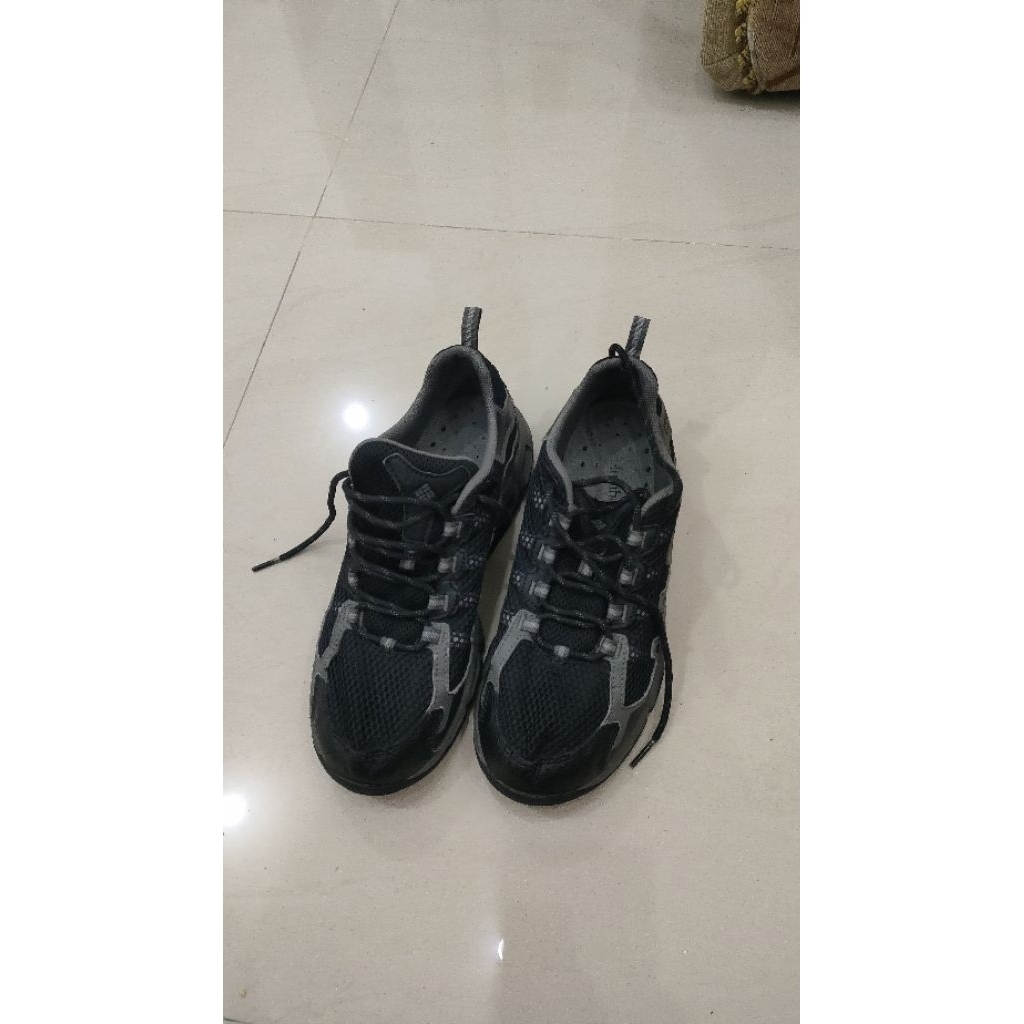 sepatu columbia