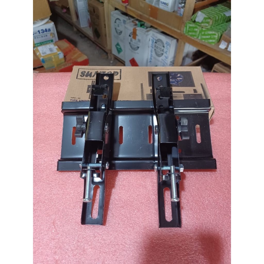 Breket / Bracket TV LED/LCD 14 / 42Inch