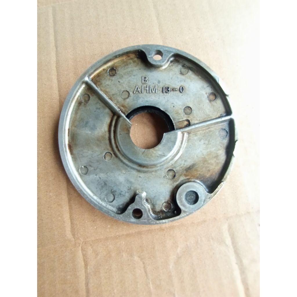 TUTUP RANTAI KETENG MAGNET SUPRA X LAMA ORIGINAL COPOTAN MOTOR