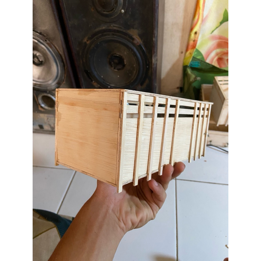 BAK MINIATUR TRUK PLASTIK BAHAN TRIPLEK