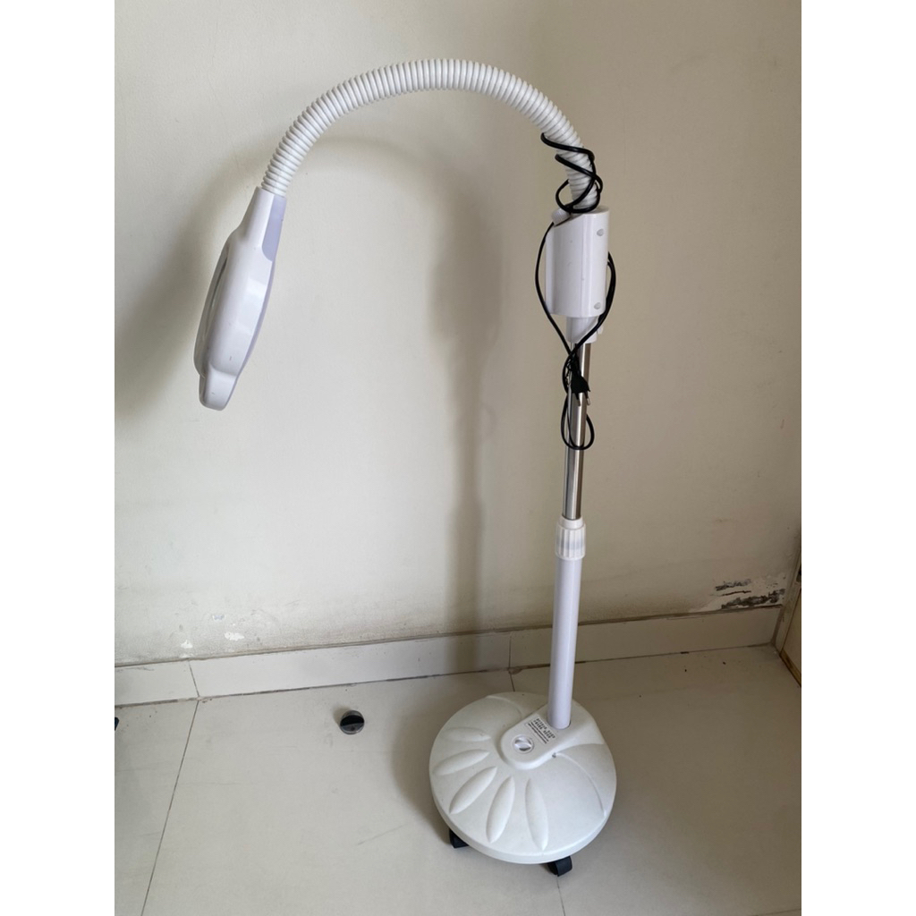 Preloved Lampu Facial LED Salon & Klinik Kecantikan