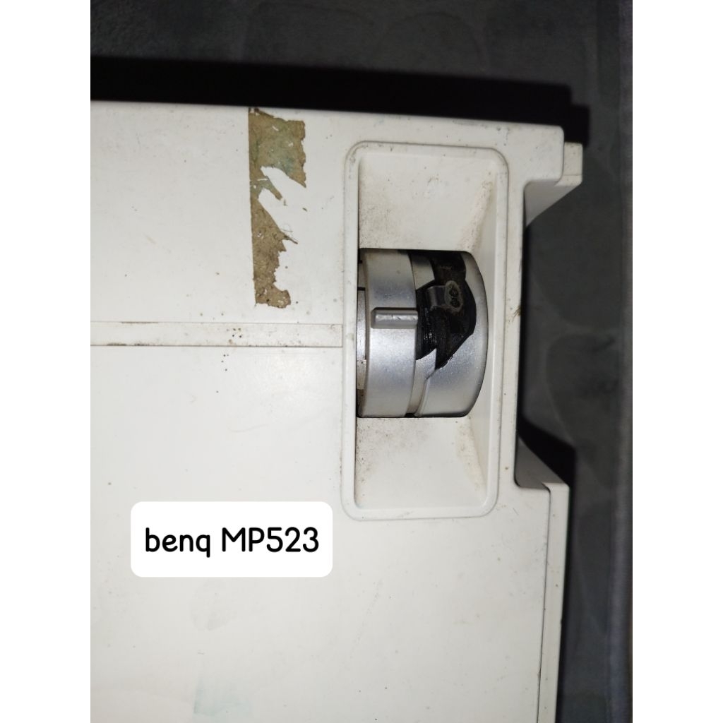LCD PROYEKTOR | bekas berkualitas