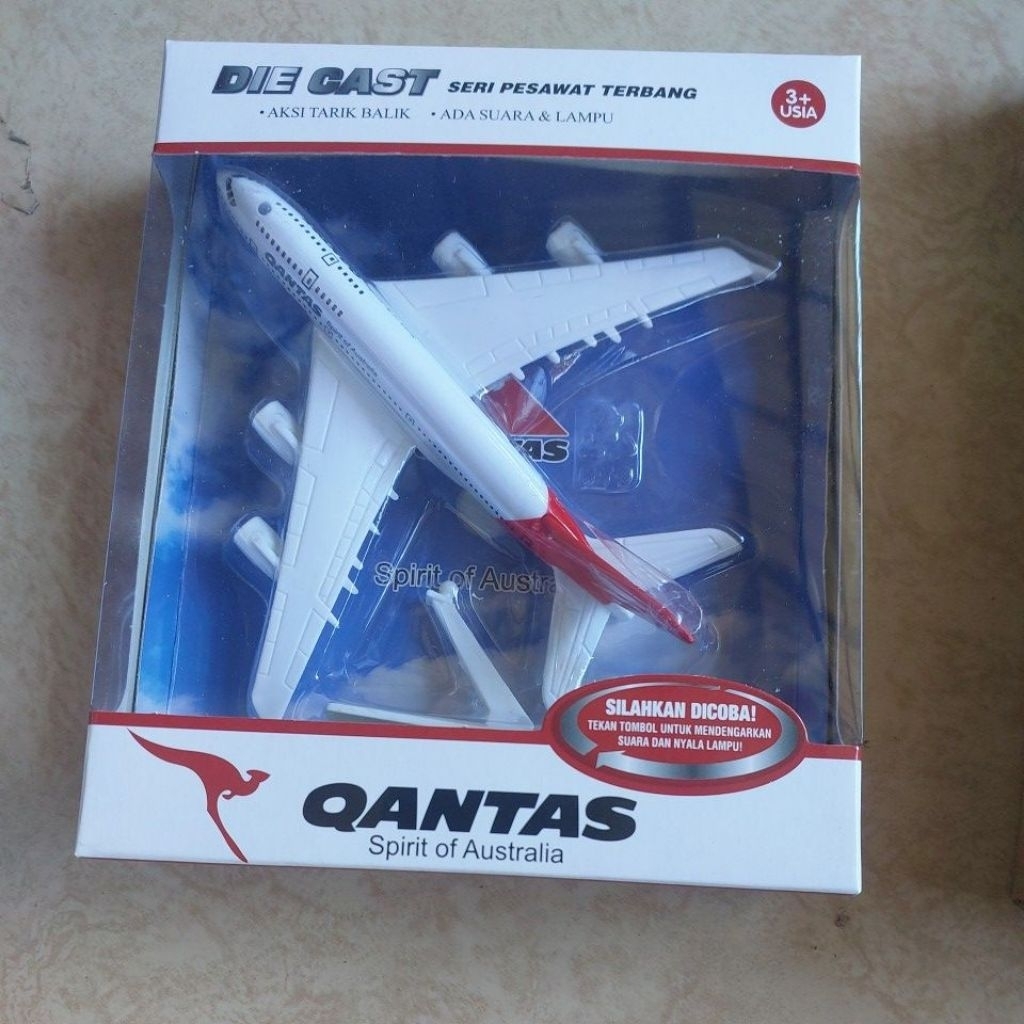 QANTAS DIE CAST SERI PESAWAT TERBANG MAINAN PESAWAT ANAK - MAINAN DIECAST PESAWAT EDUKASI KOLEKSI PE