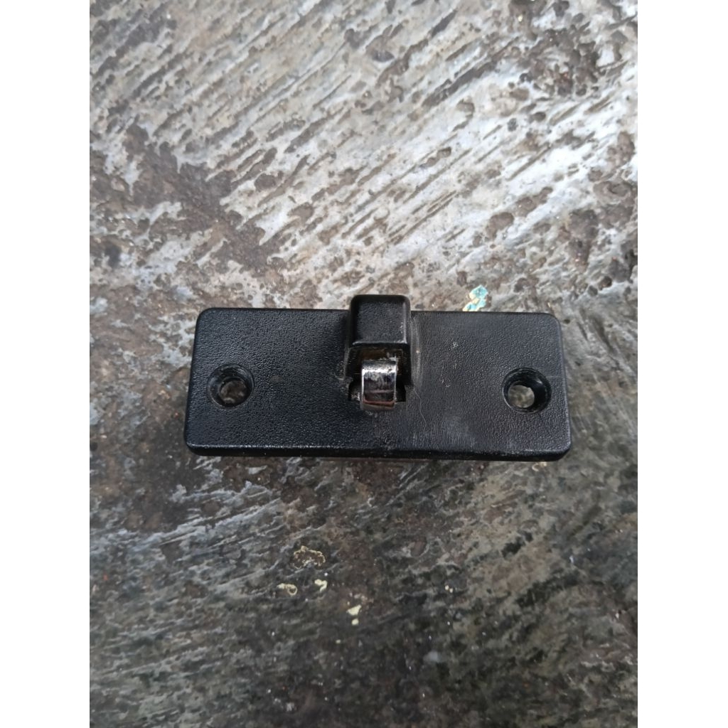 Handle Laci Dashboard Datsun 120Y