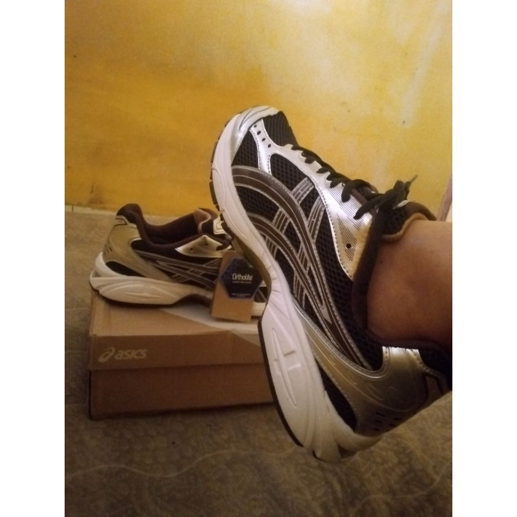 SEPATU PRIA WANITA ASICS GEL KAYANO14