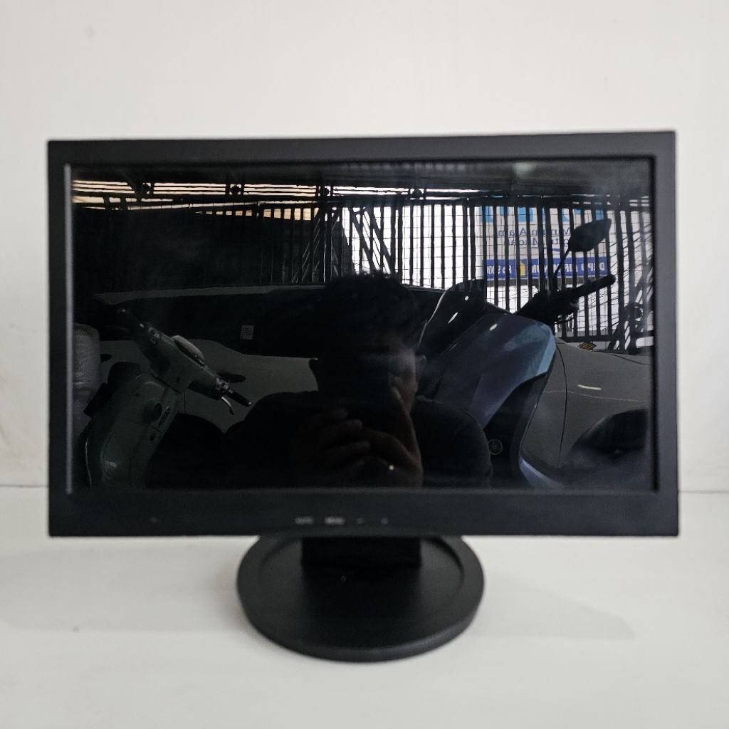 MONITOR LED 16 INCH WIDESCREEN MURAH MANTUL