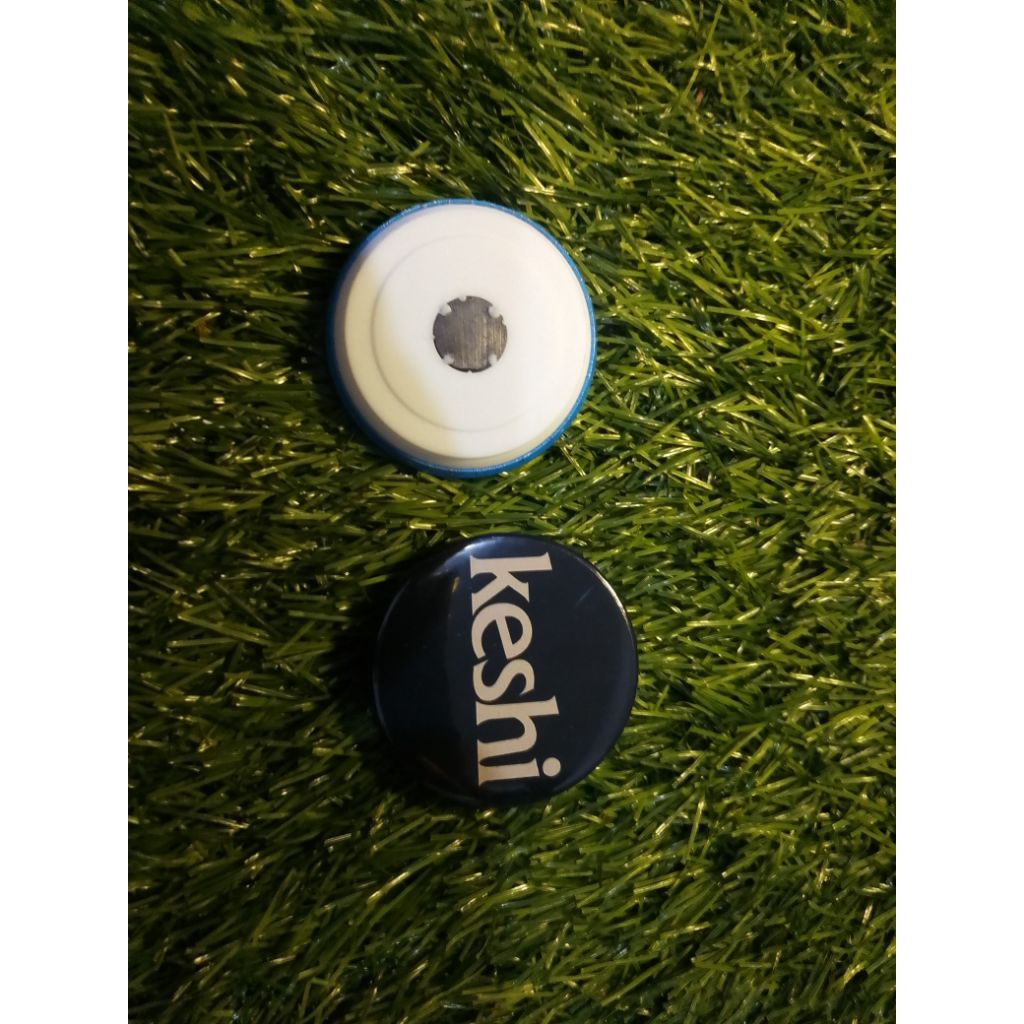 pin magnet keshi
