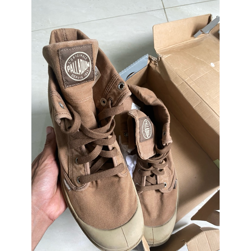 palladium boots original